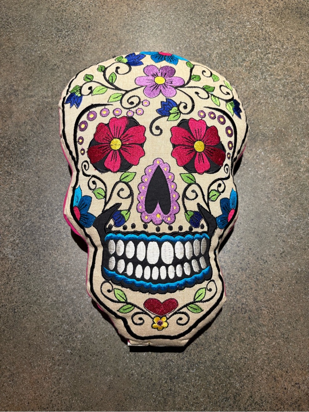 Day of the Dead pillow, clean and beautiful piece!